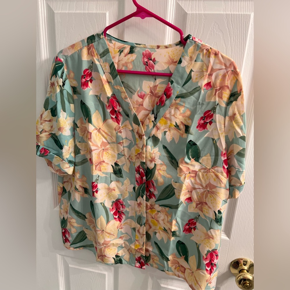 Brand new ladies tropical blouse